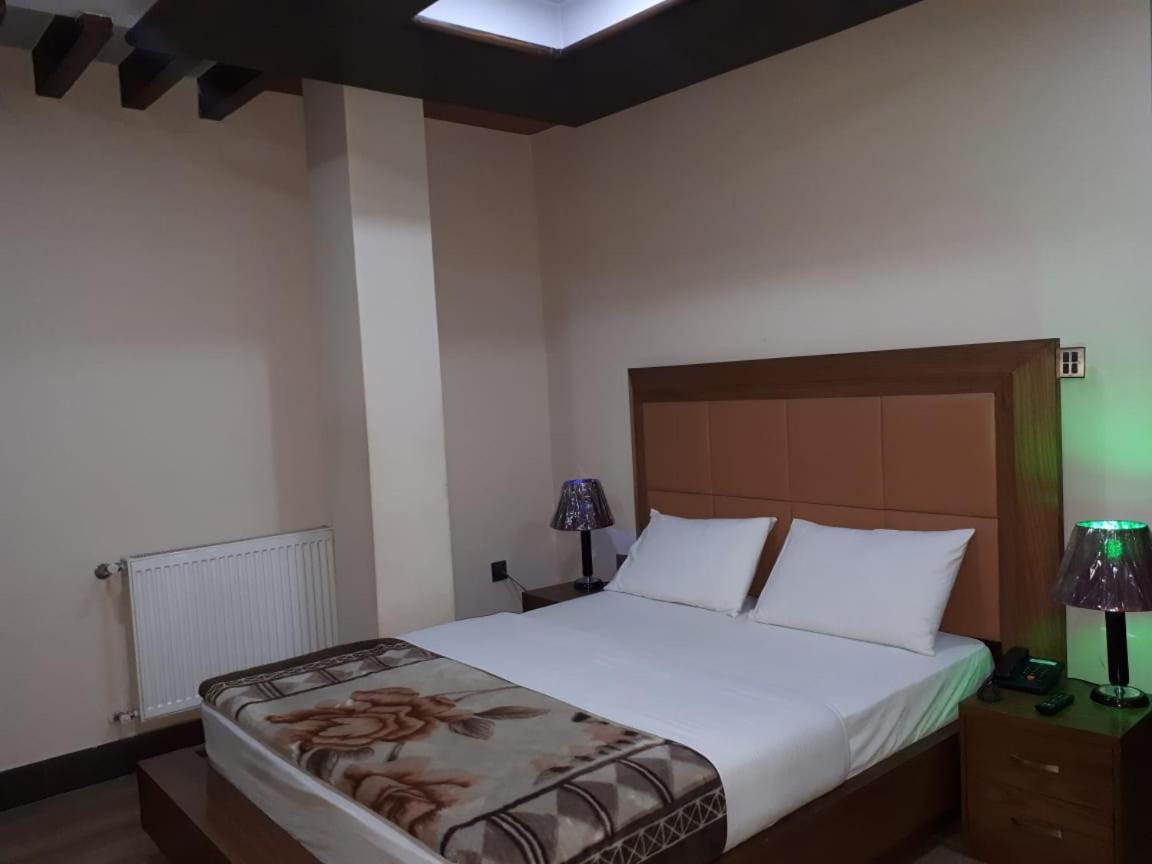 Midtown Hotel Rawalpindi Luaran gambar